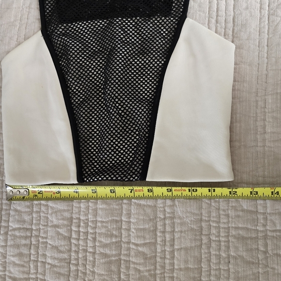 Express Black and White Mesh Women's Top - Picture 4 of 5